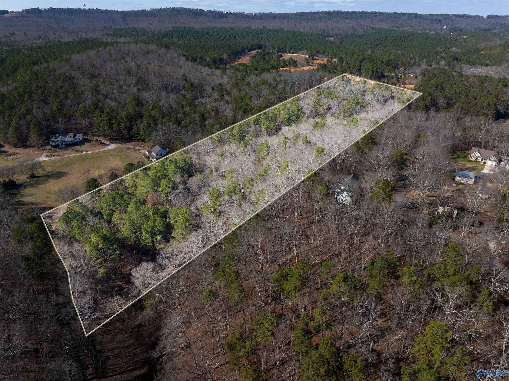 12.2 Acres of Land for Sale in Fort Payne, Alabama