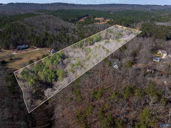 12.2 Acres of Land for Sale in Fort Payne, Alabama