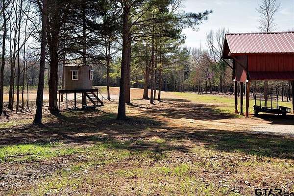 65.6 Acres of Land for Sale in Lindale, Texas