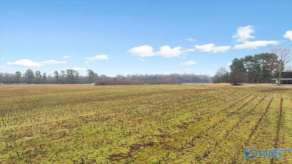 5 Acres of Land for Sale in Hazel Green, Alabama