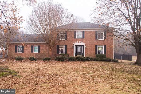 5 Acres of Land with Home for Lease in Lovettsville, Virginia