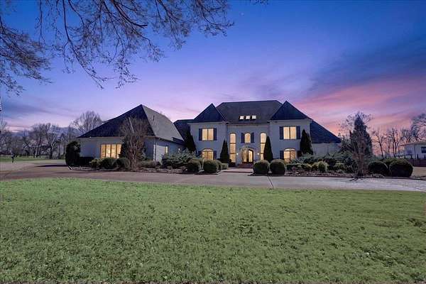 3 Acres of Land with Home for Sale in Germantown, Tennessee