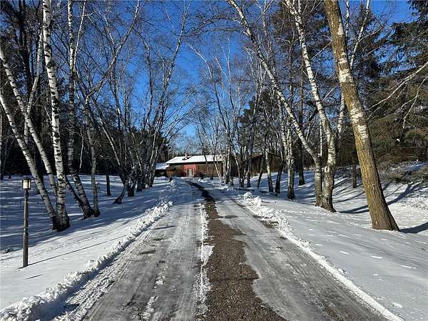 6 Acres of Land with Home for Lease in Afton, Minnesota