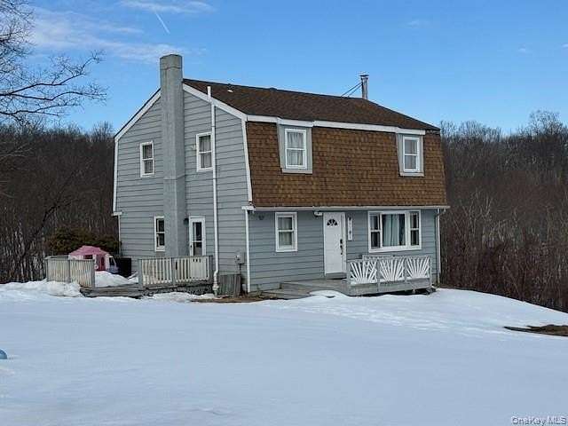 5.1 Acres of Land with Home for Sale in Middletown, New York