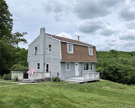 5.1 Acres of Land with Home for Sale in Middletown, New York