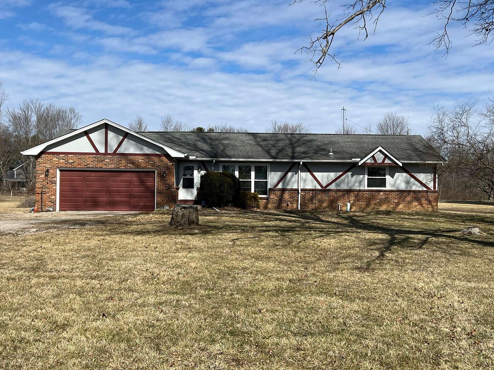 2.58 Acres of Land with Home for Sale in Baltimore, Ohio