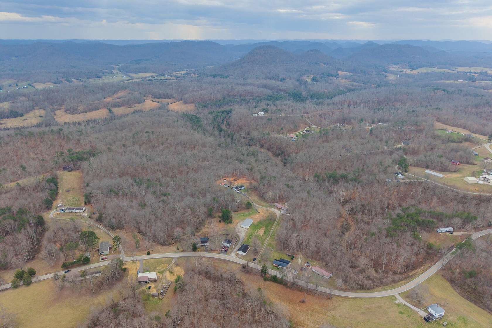 75.9 Acres of Recreational & Residential Land for Sale in Irvine, Kentucky