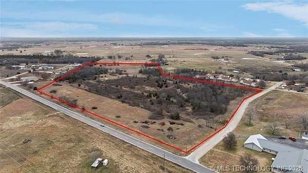 25.6 Acres of Land for Sale in Nowata, Oklahoma