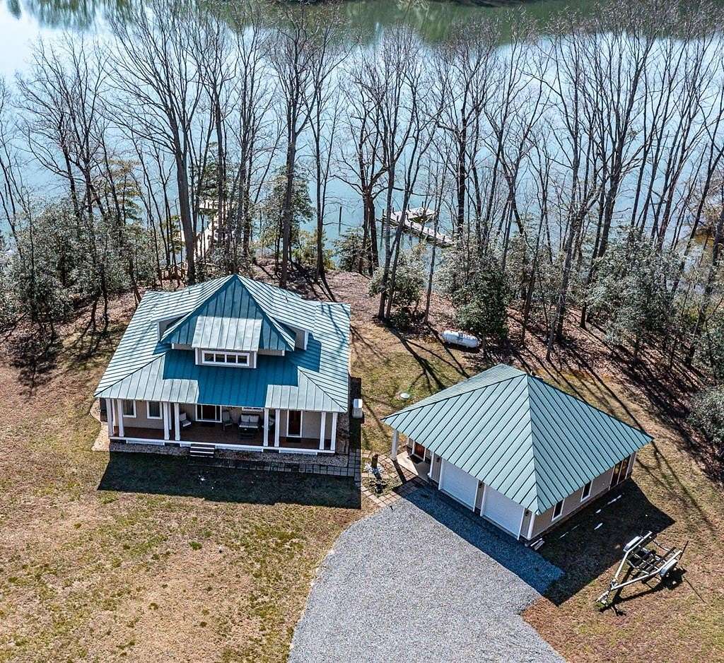 2 Acres of Land with Home for Sale in Kinsale, Virginia