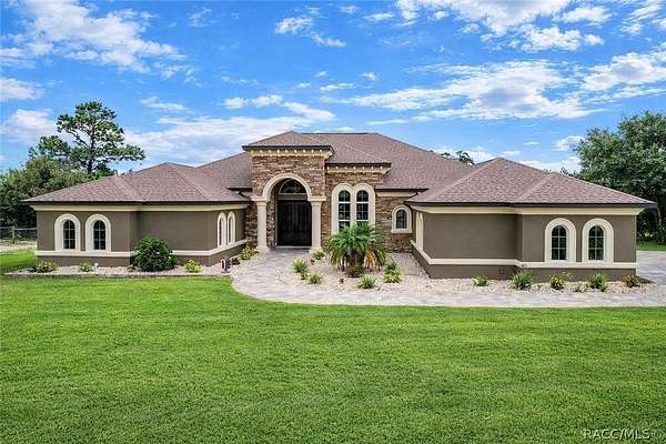 9.75 Acres of Land with Home for Sale in Dunnellon, Florida