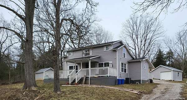 25 Acres of Agricultural Land with Home for Sale in Frankfort, Kentucky