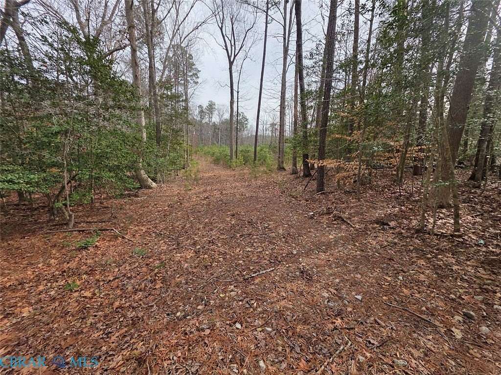 5 Acres of Land for Sale in Gloucester, Virginia