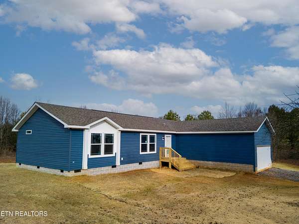 1.9 Acres of Land with Home for Sale in Maryville, Tennessee