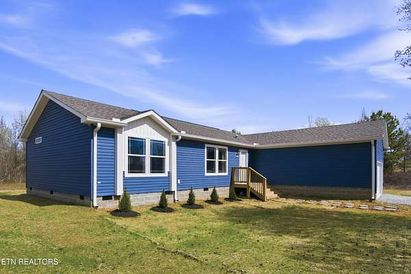 1.9 Acres of Land with Home for Sale in Maryville, Tennessee