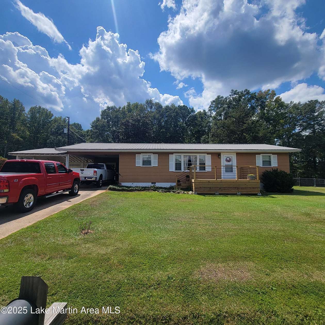 4.65 Acres of Land with Home for Sale in Alexander City, Alabama