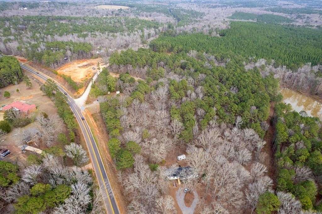 1.32 Acres of Residential Land for Sale in Milledgeville, Georgia