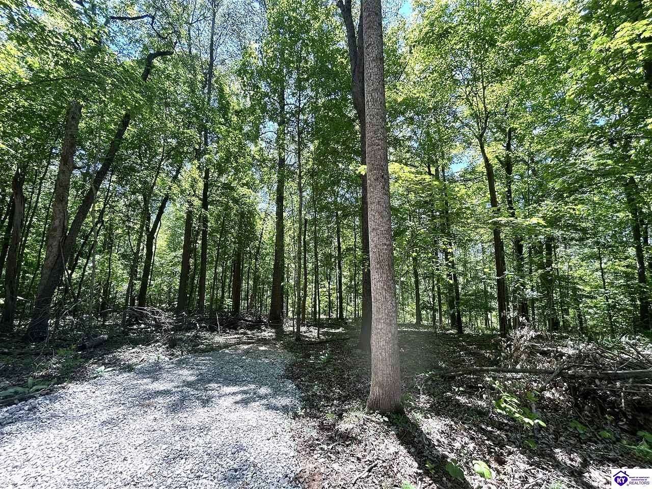 1.83 Acres of Residential Land for Sale in Hodgenville, Kentucky