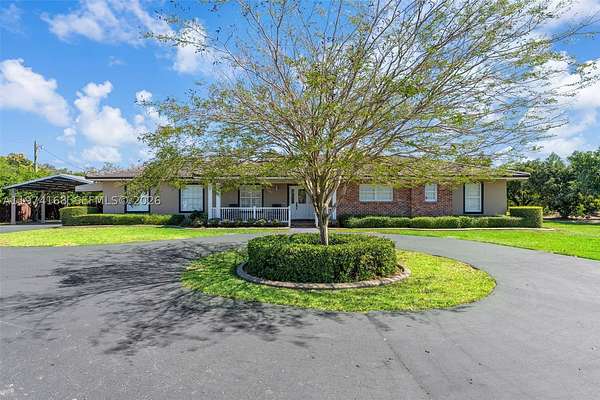 2.5 Acres of Land with Home for Sale in Homestead, Florida