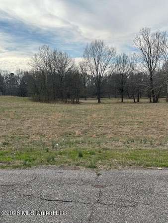 1.76 Acres of Residential Land for Sale in Horn Lake, Mississippi