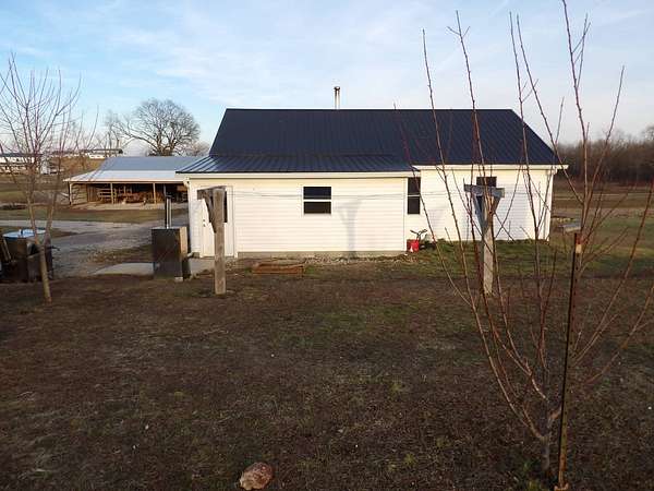 5 Acres of Land with Home for Sale in Hardyville, Kentucky