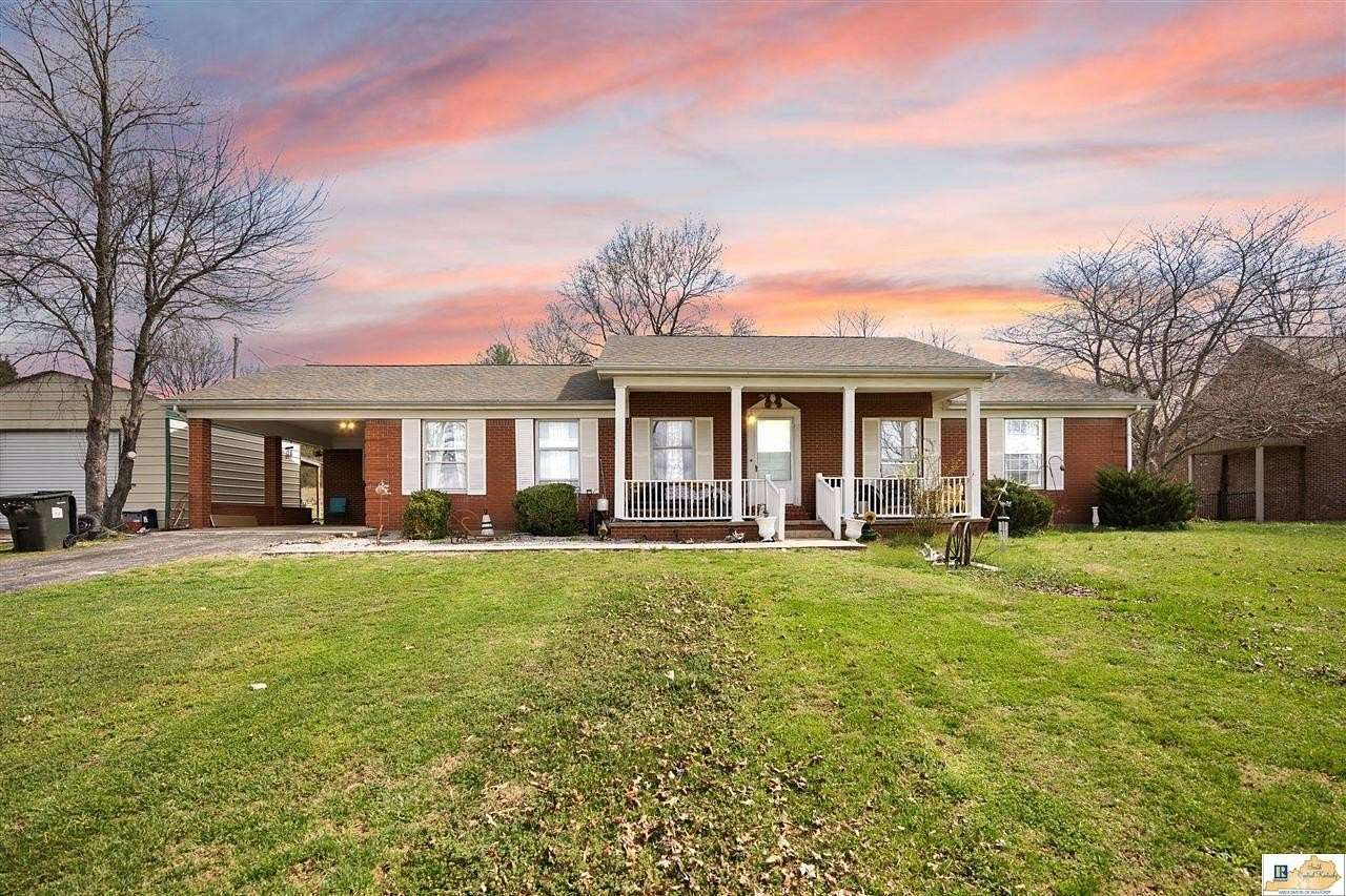 2 Acres of Land with Home for Sale in Horse Cave, Kentucky