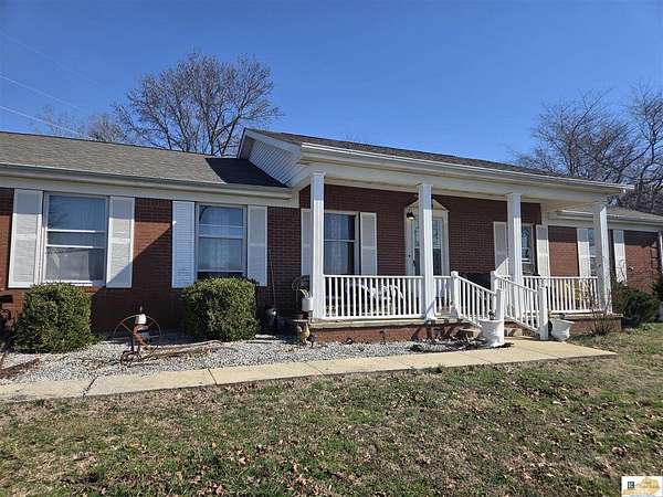 2 Acres of Land with Home for Sale in Horse Cave, Kentucky