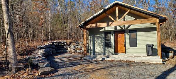 0.55 Acres of Land with Home for Lease in Edgemont, Arkansas