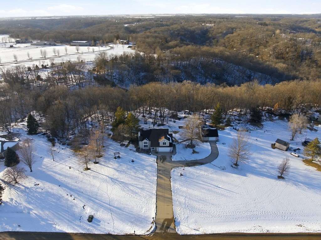 2.2 Acres of Land with Home for Sale in Boone, Iowa