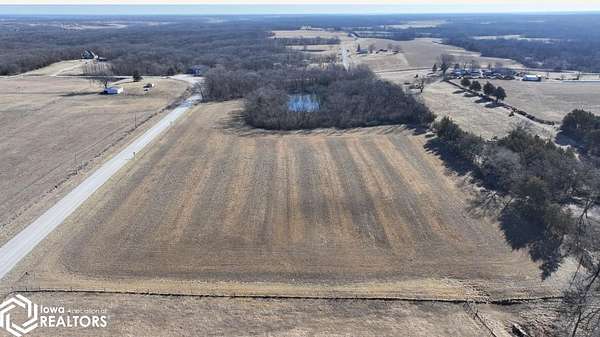 15 Acres of Recreational & Residential Land for Sale in Ottumwa, Iowa