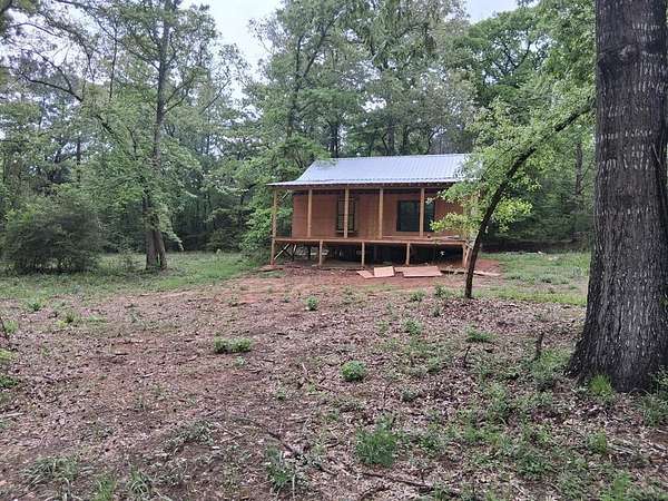 22.6 Acres of Land with Home for Sale in Palestine, Texas