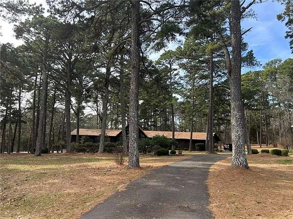 4 Acres of Land with Home for Sale in Russellville, Arkansas