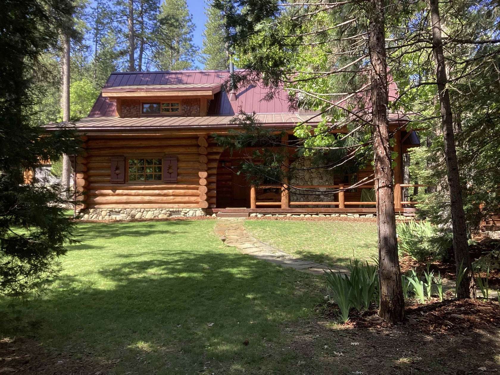 140 Acres of Recreational Land with Home for Sale in Fort Jones, California