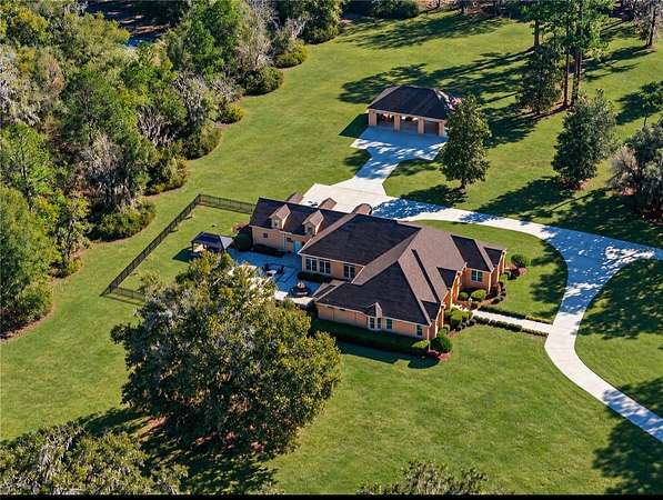 17.5 Acres of Land with Home for Sale in Lake City, Florida