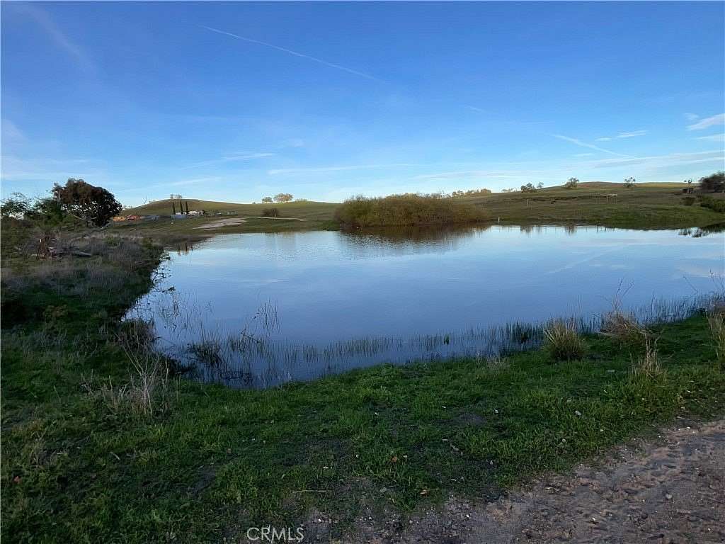 21 Acres of Recreational Land with Home for Sale in Bradley, California