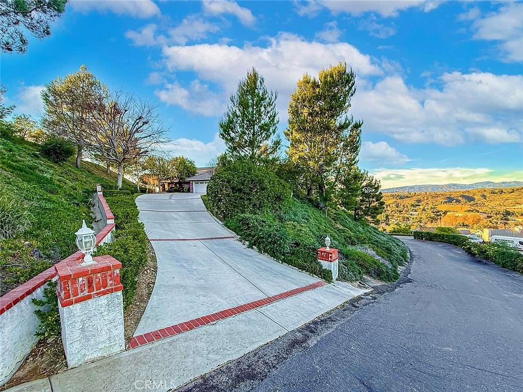 1.84 Acres of Land with Home for Sale in Newhall, California