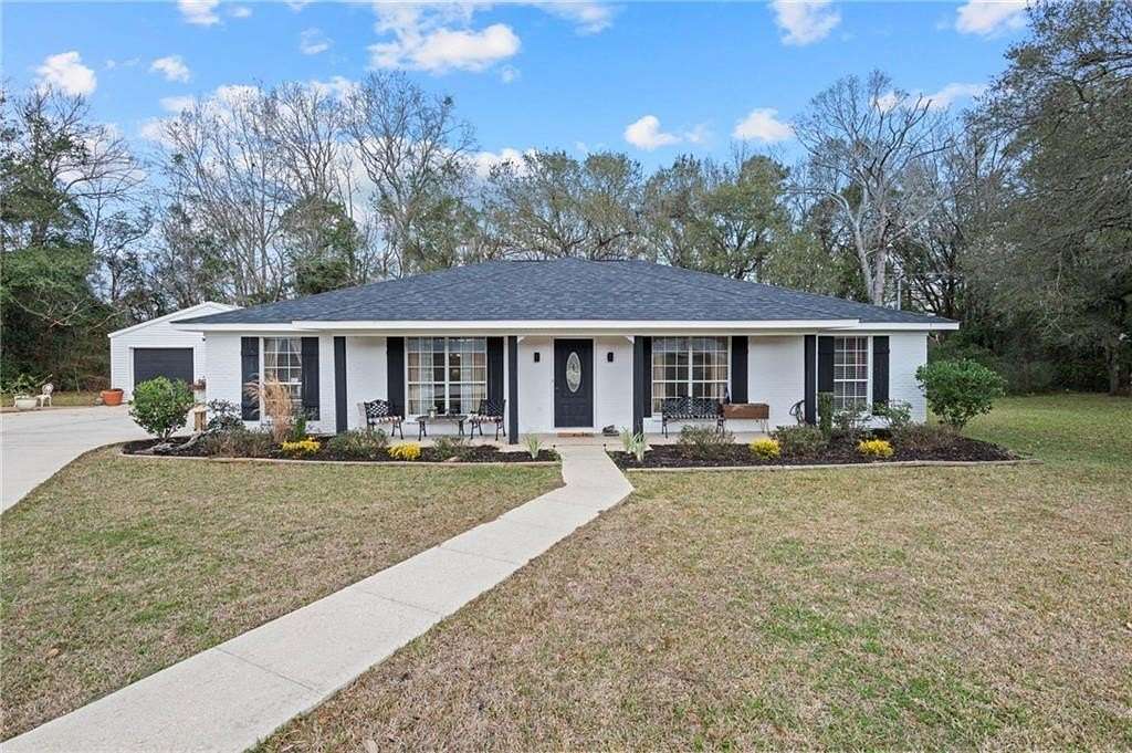 2 Acres of Land with Home for Sale in Theodore, Alabama