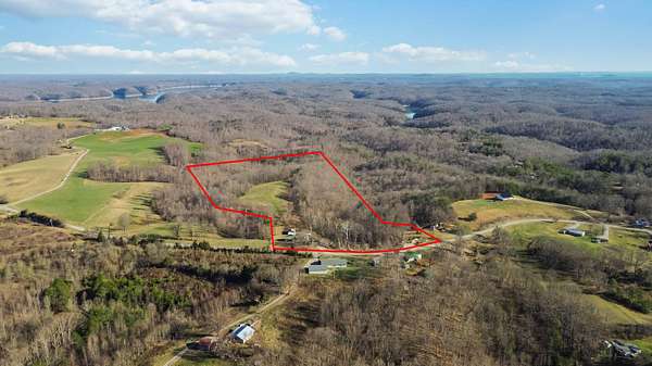 32 Acres of Recreational & Residential Land for Sale in Monticello, Kentucky