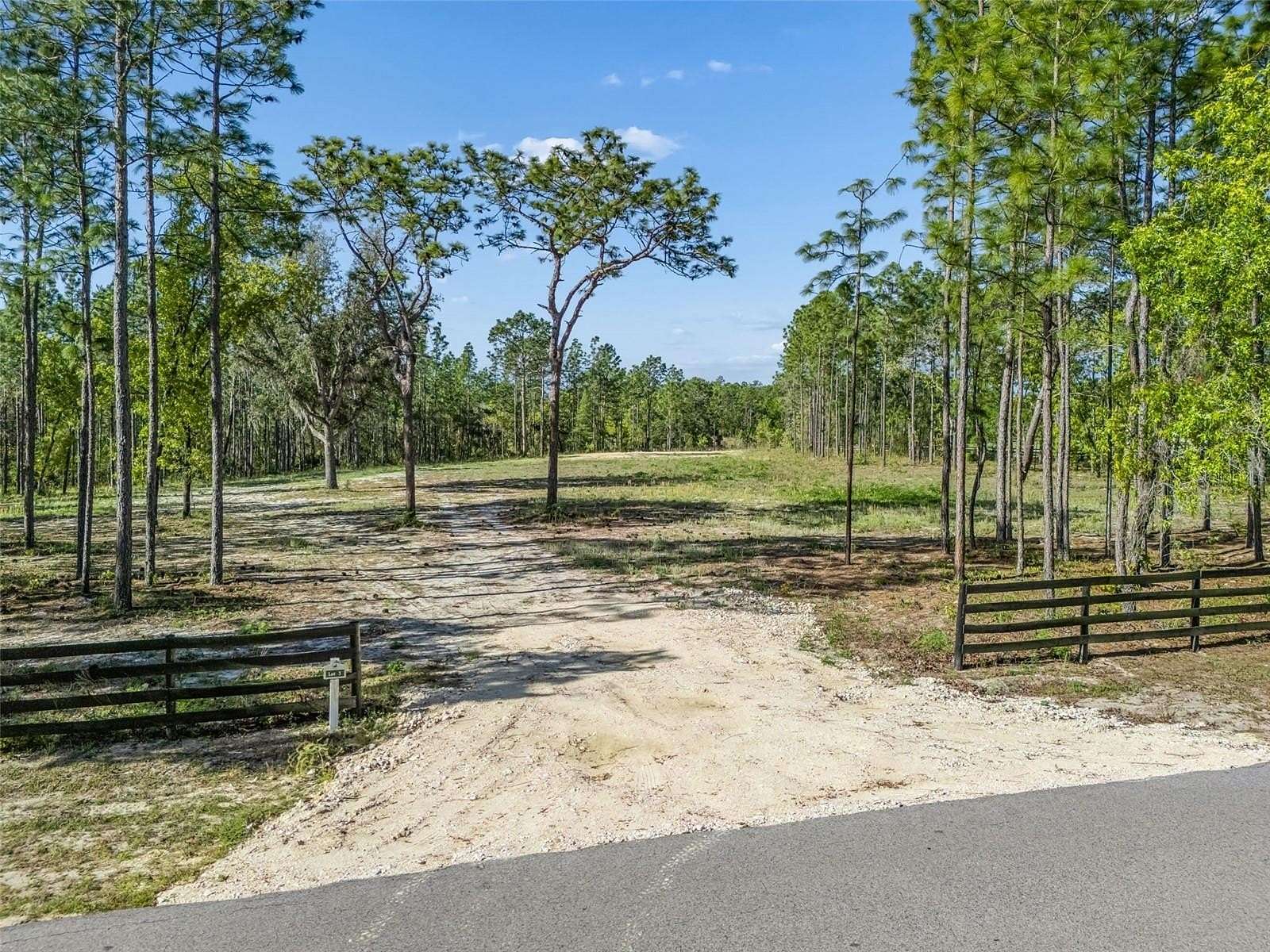 4 Acres of Residential Land for Sale in Wildwood, Florida