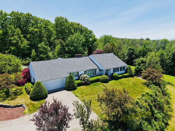 9.66 Acres of Land with Home for Sale in Hardwick, Massachusetts