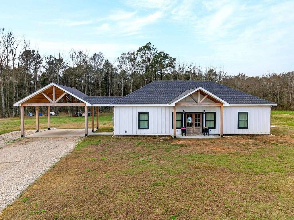 3.5 Acres of Land with Home for Sale in Picayune, Mississippi