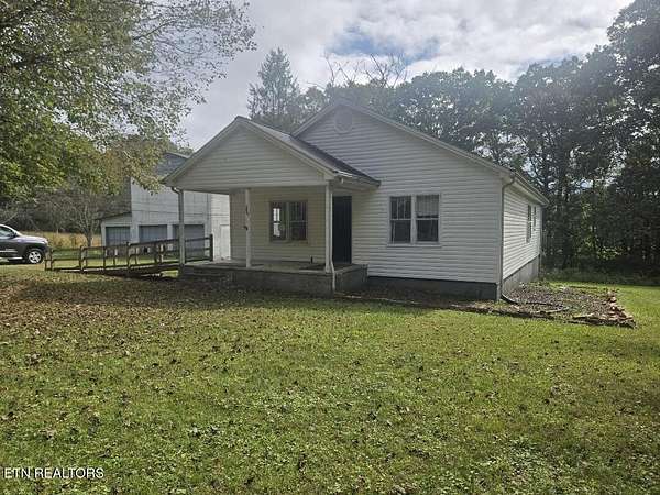 2.5 Acres of Land with Home for Sale in Soddy-Daisy, Tennessee