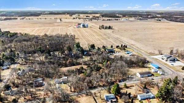 1 Acre of Residential Land for Sale in Albion, Michigan