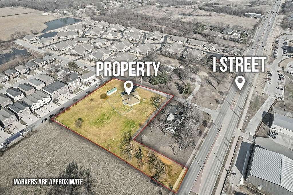 2 Acres of Improved Residential Land for Sale in Bentonville, Arkansas