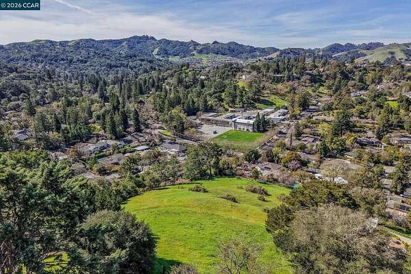 5.24 Acres of Residential Land for Sale in Orinda, California