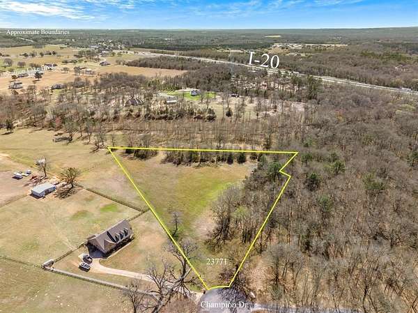 5 Acres of Residential Land for Sale in Lindale, Texas