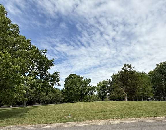 1.34 Acres of Residential Land for Sale in Columbia, Tennessee