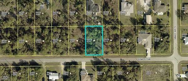 0.25 Acres of Residential Land for Sale in Lehigh Acres, Florida