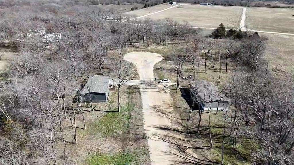 0.5 Acres of Residential Land for Sale in Kingston, Oklahoma