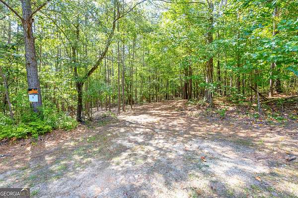 4.56 Acres of Land for Sale in Hartwell, Georgia