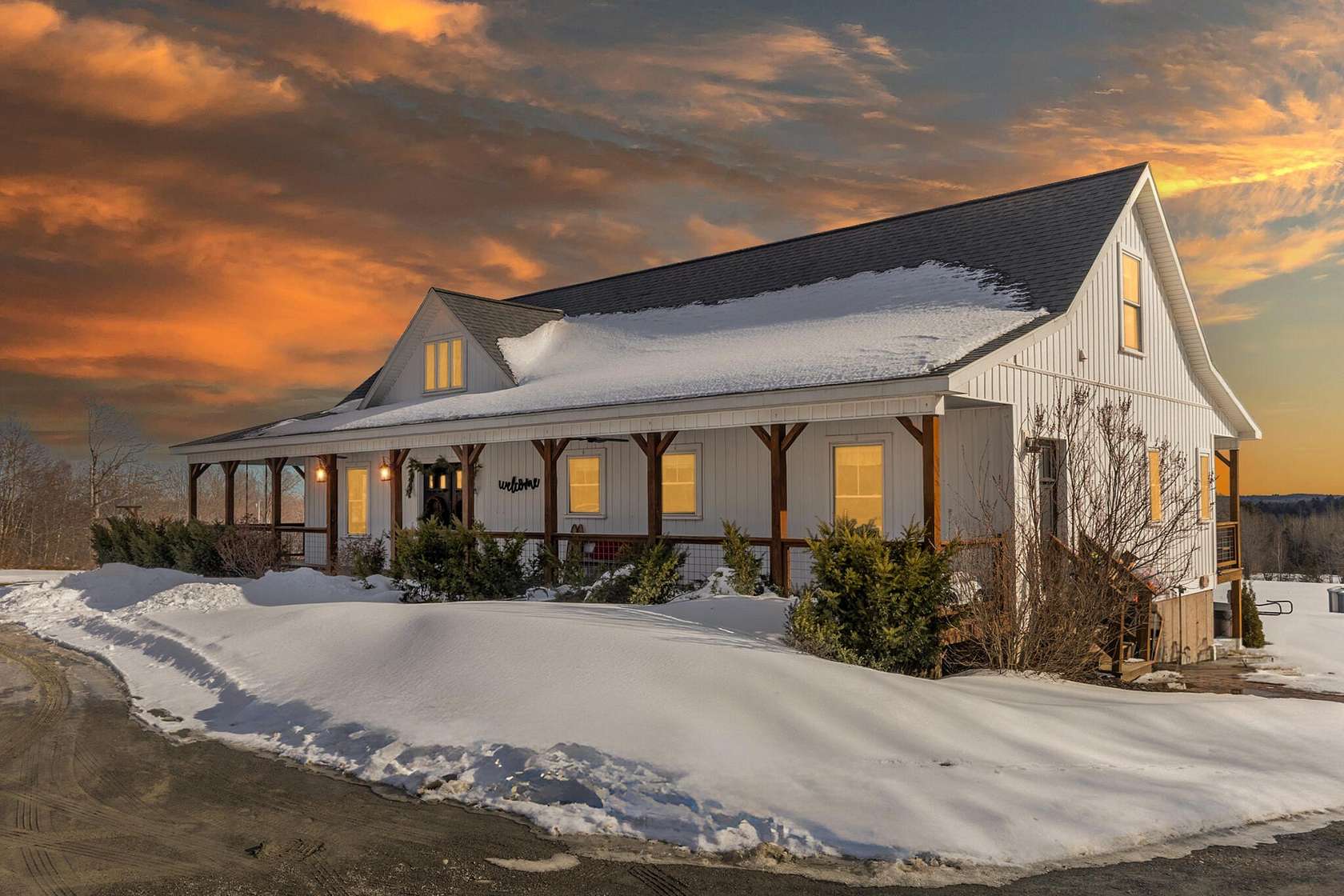 15.6 Acres of Land with Home for Sale in Hampden, Maine